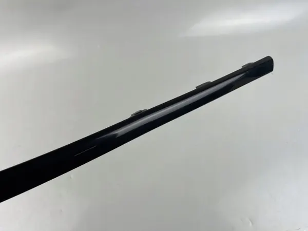 Porsche Cayenne Takaikkunan Lista OEM 7P5853996 image 5