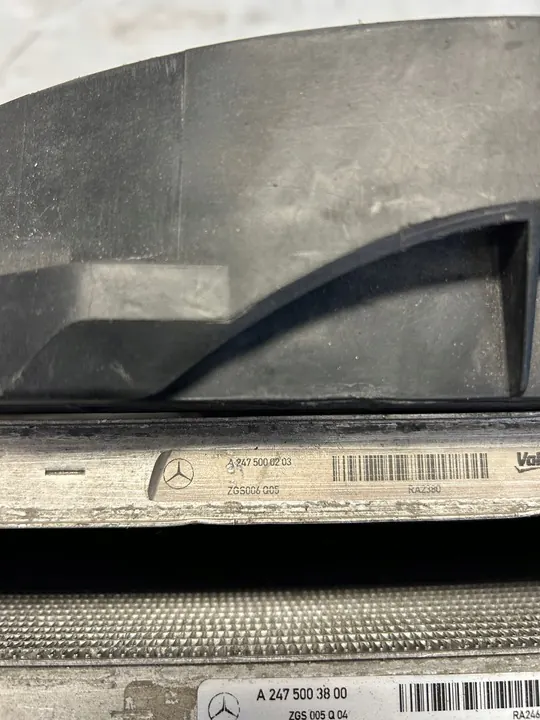 Conjunto de radiadores Mercedes A-Class A177 W177 Diesel OEM image 3