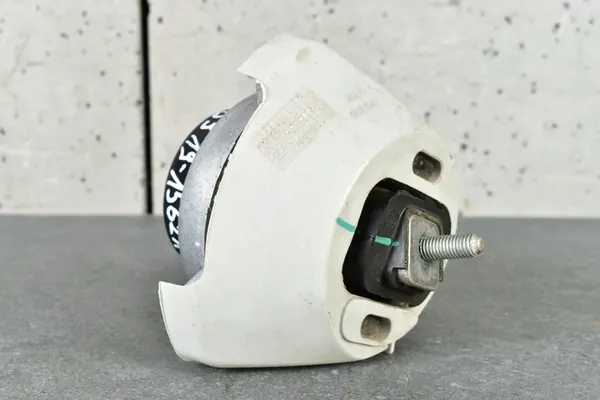 BMW M3 F80 M4 F82 F83 M2 F87 Supporto Motore Destro 2284818 image 4