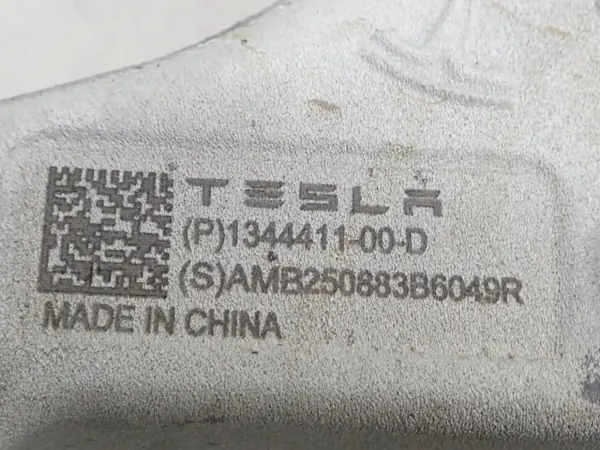 OEM 1344411-00-D Tesla Model 3 Moyeu Arrière Gauche image 5