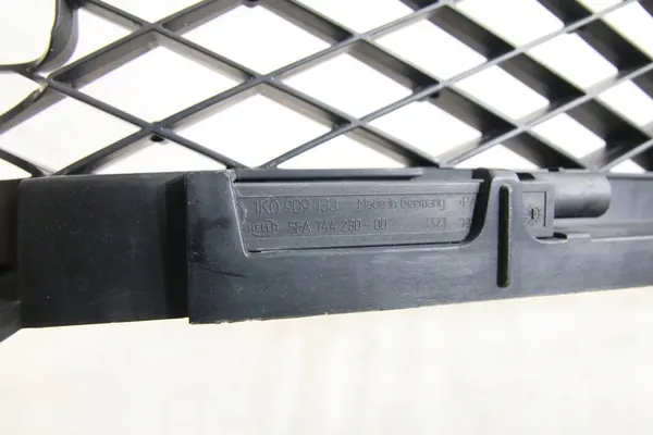 Scivolo di montaggio paraurti VW Passat B7 2010-2015 OEM uz11593 image 3