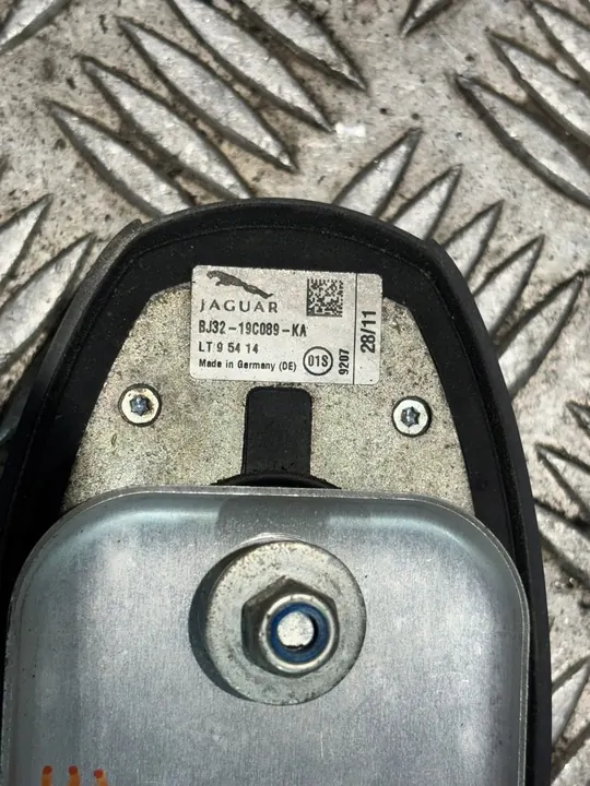 Antenne Land Rover Range Rover Evoque 2012 BJ3219C089KA image 5