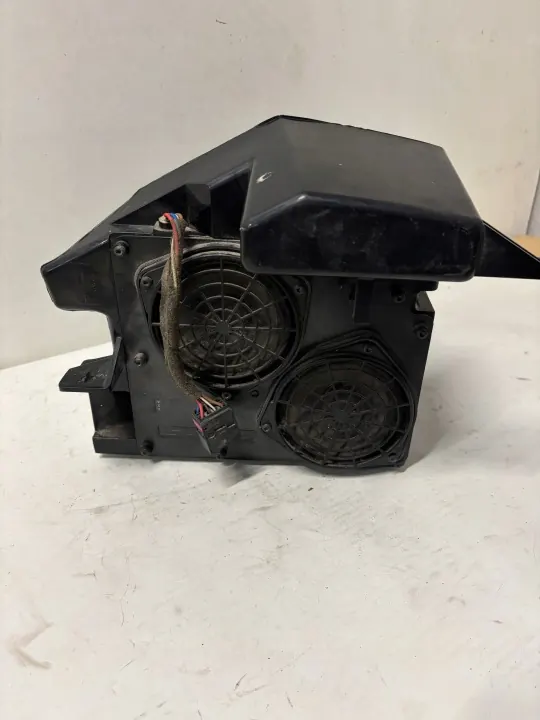 Subwoofer Bose OEM 8L0035381H para Audi A3 8L image 3