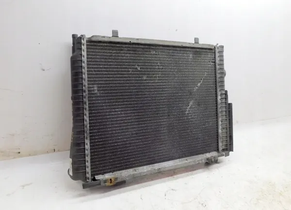 Radiateur d'eau Mercedes-Benz OEM 2025005103 image 3