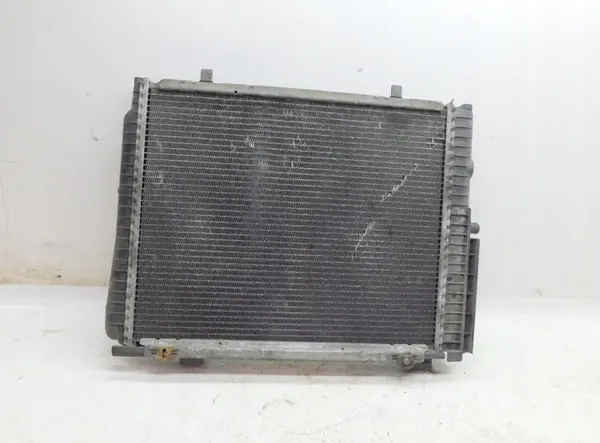 Radiateur d'eau Mercedes-Benz OEM 2025005103 image 5