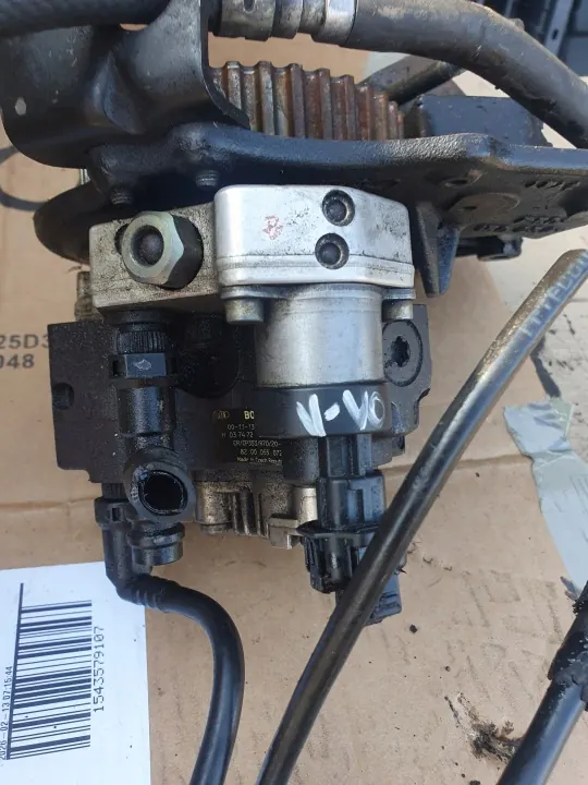 Pompe à injection OEM 8200055072 pour Volvo V40 image 4