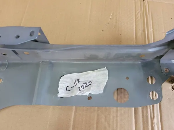 Suporte de reforço dianteiro direito Toyota C-HR image 5