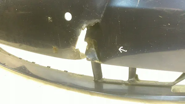 Paraurti anteriore BMW 5 E60 E61 con PDC 7178079 image 4