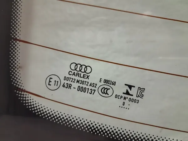 Vitre Arrière OEM 8W584550 pour Audi A4 B9 Berline image 3