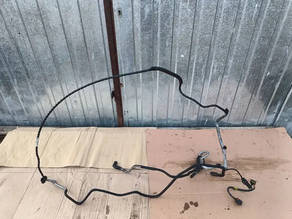 Tuyau Adblue complet Peugeot 3008 II image 1