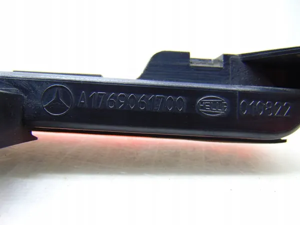 Luz de Freio Mercedes A-Class W176 A1769061700 image 5