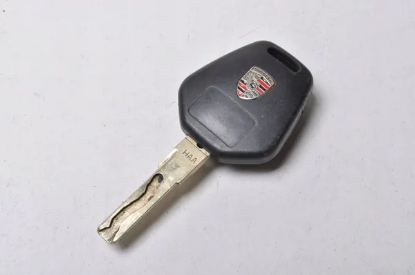 Porsche Boxster 986 Sytytyskytkin 99634701707 image 3