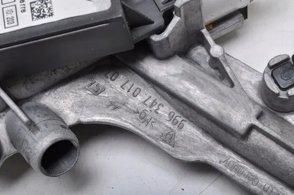 Porsche Boxster 986 Sytytyskytkin 99634701707 image 7