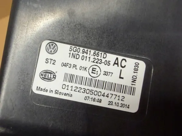 Phare Halogène Gauche OEM 5G0941661D Avant image 4
