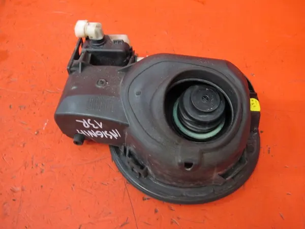 OPEL INSIGNIA A Bränsletank Lock Z190 13352310 image 3