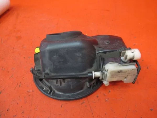 OPEL INSIGNIA A Bränsletank Lock Z190 13352310 image 4
