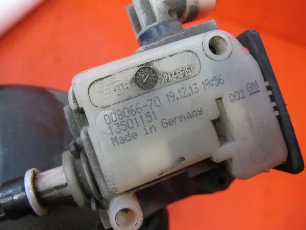 OPEL INSIGNIA A Bränsletank Lock Z190 13352310 image 5