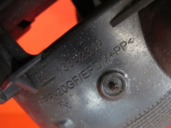 OPEL INSIGNIA A Bränsletank Lock Z190 13352310 image 6