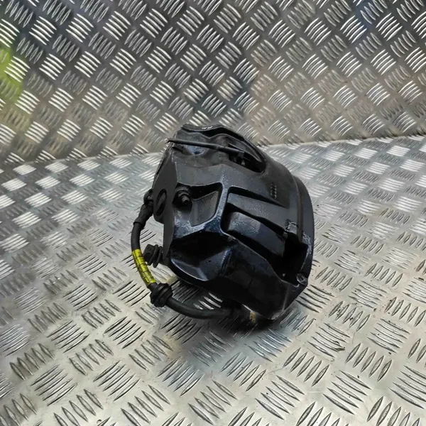 Audi Q5 SQ5 2014 Linker Voorremklauw OEM image 4