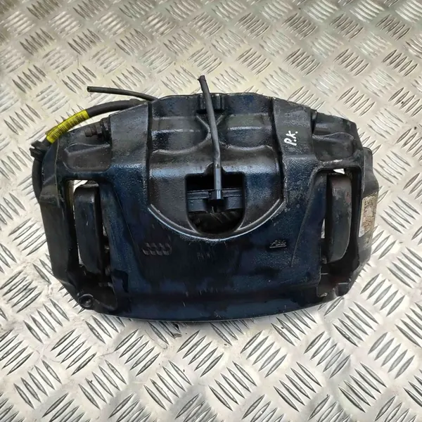 Audi Q5 SQ5 2014 Linker Voorremklauw OEM image 5