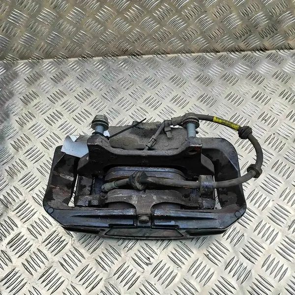 Audi Q5 SQ5 2014 Linker Voorremklauw OEM image 6