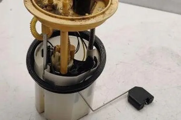 Bomba de combustível VW PASSAT B7 ALLTRACK 2.0L Diesel image 5