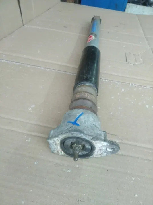 Hinterer Stoßdämpfer OEM AMORTYZATOR TYŁ FORD FIESTA MK 5 image 5