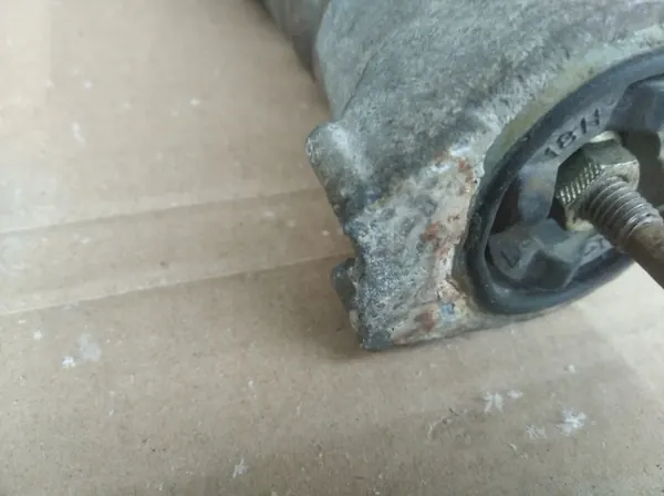 Hinterer Stoßdämpfer OEM AMORTYZATOR TYŁ FORD FIESTA MK 5 image 7