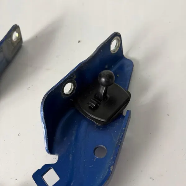 Paire de charnières capot OEM JPFV2ZAWIASYMASKI Mitsubishi image 3