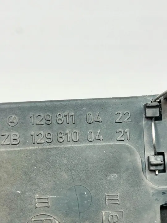 Mercedes Spegelinfattning Höger OEM A1298110422 image 9