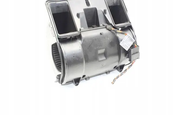 Ventilador de calefacción OEM 6933910 para BMW E60 E61 image 3