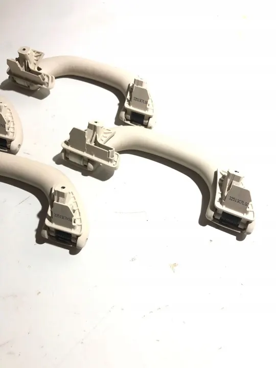 OEM 1K0857607K Etukatonkahva VW Golf V:lle image 6