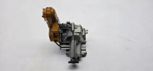 Mercedes-öljypumppu OEM 2821800600 CLA C118:lle image 3