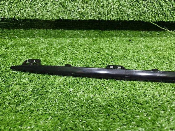 Rivestimento paraurti anteriore A2478854801 Nero image 2