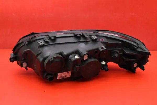 Farol direito Volvo S60 04-09 OEM 30698826 image 4