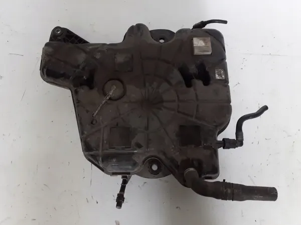Réservoir AdBlue J9C3-6A949-B pour Jaguar E-Pace Diesel image 4