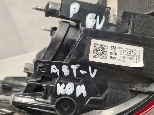 Luz Trasera Derecha Opel Astra V Kombi Original 39077375 image 10