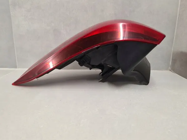 Luz Trasera Derecha Opel Astra V Kombi Original 39077375 image 8