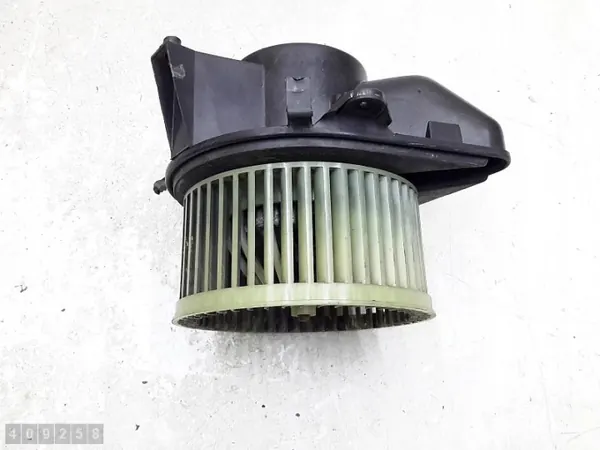 Fiat Heizungsgebläsemotor-Lüfter OEM 141730600 image 3