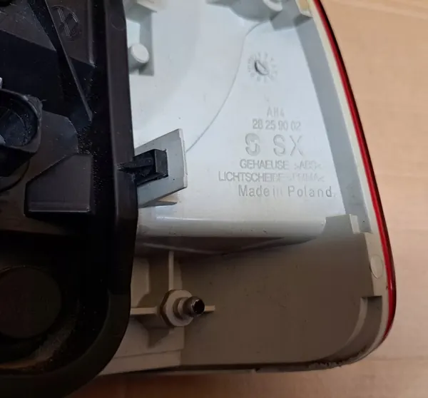 VW Touareg Lámpara Trasera Izquierda 7L6945095K image 7