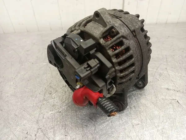 Nissan Qashqai 2007 Alternator OEM 0124525082 image 2