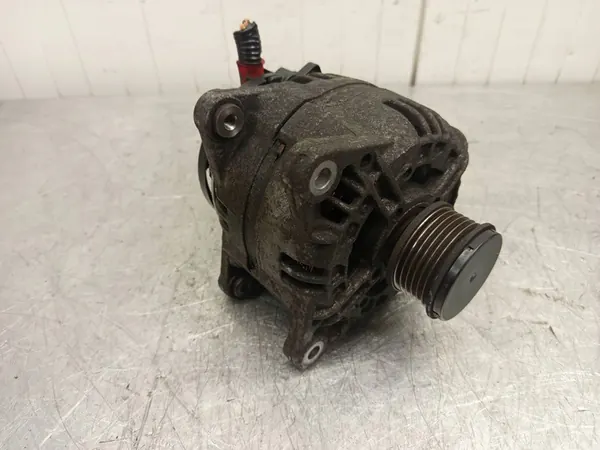 Nissan Qashqai 2007 Alternator OEM 0124525082 image 4