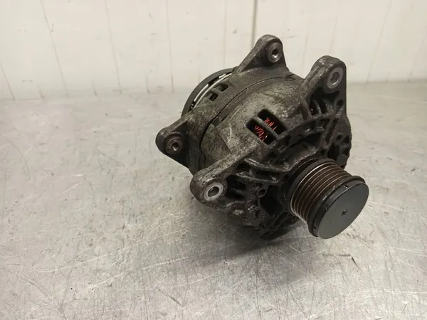 Nissan Qashqai 2007 Alternator OEM 0124525082 image 5