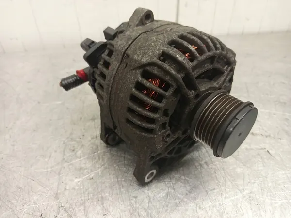 Nissan Qashqai 2007 Alternator OEM 0124525082 image 9