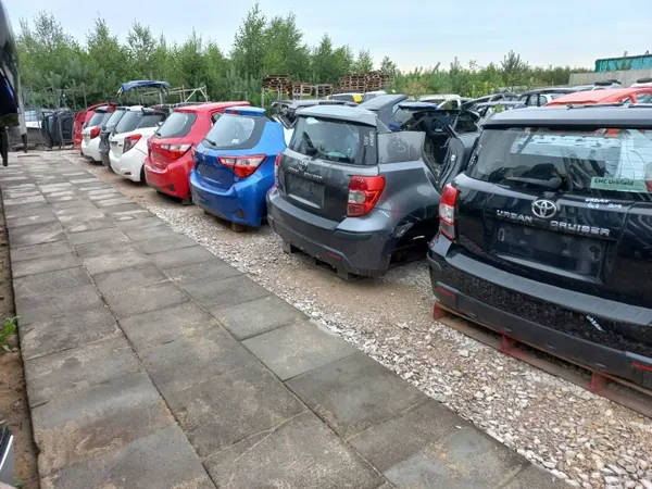 Toyota AYGO II Achterruitenwissermotor OEM image 7