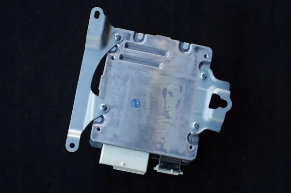 Módulo dirección asistida Lexus CT 200H OEM 8965076130 image 3