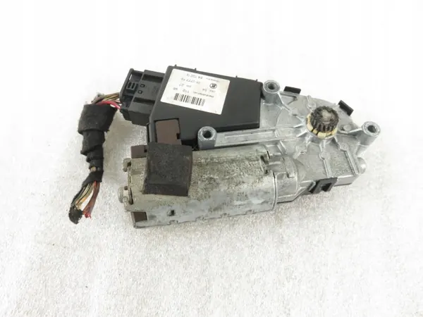 Moteur de toit ouvrant BMW OEM 83852379 E46 image 4