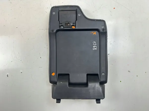 Accoudoir console Toyota Hilux OEM MAM84570 image 6