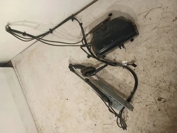 Actuateur électrique hayon OEM A1648004148 Mercedes GL image 3