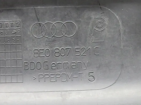 Parachoques trasero Audi A4 B7 Kombi 8E0807521C image 6